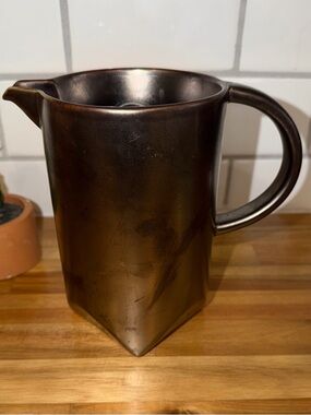 2018 Starbucks Reserve Roastery 36 fl.oz. Coffee Carafe Pitcher